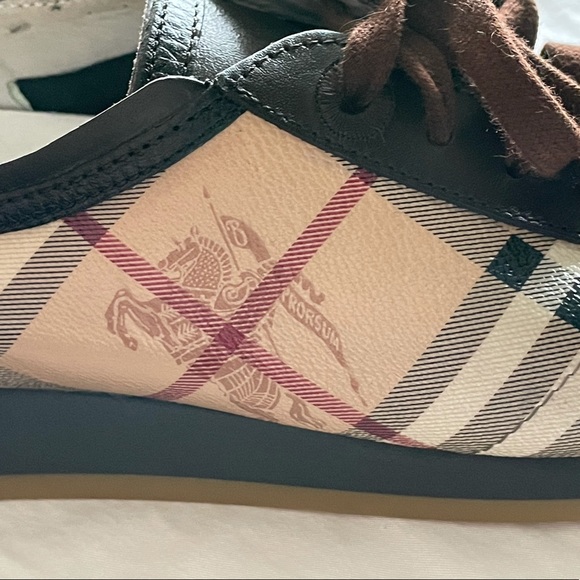 Burberry London Women’s Sneakers - Picture 8 of 12